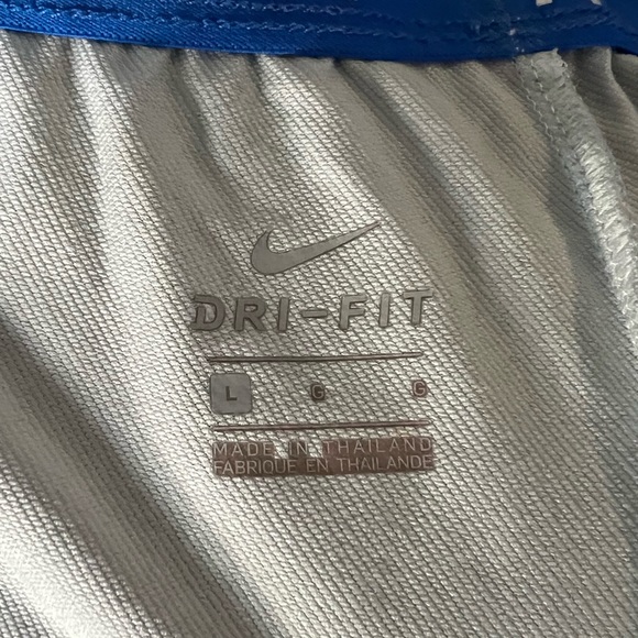 Nike Dry Fit Women’s Shorts-Excellent Used Condition - Picture 4 of 4